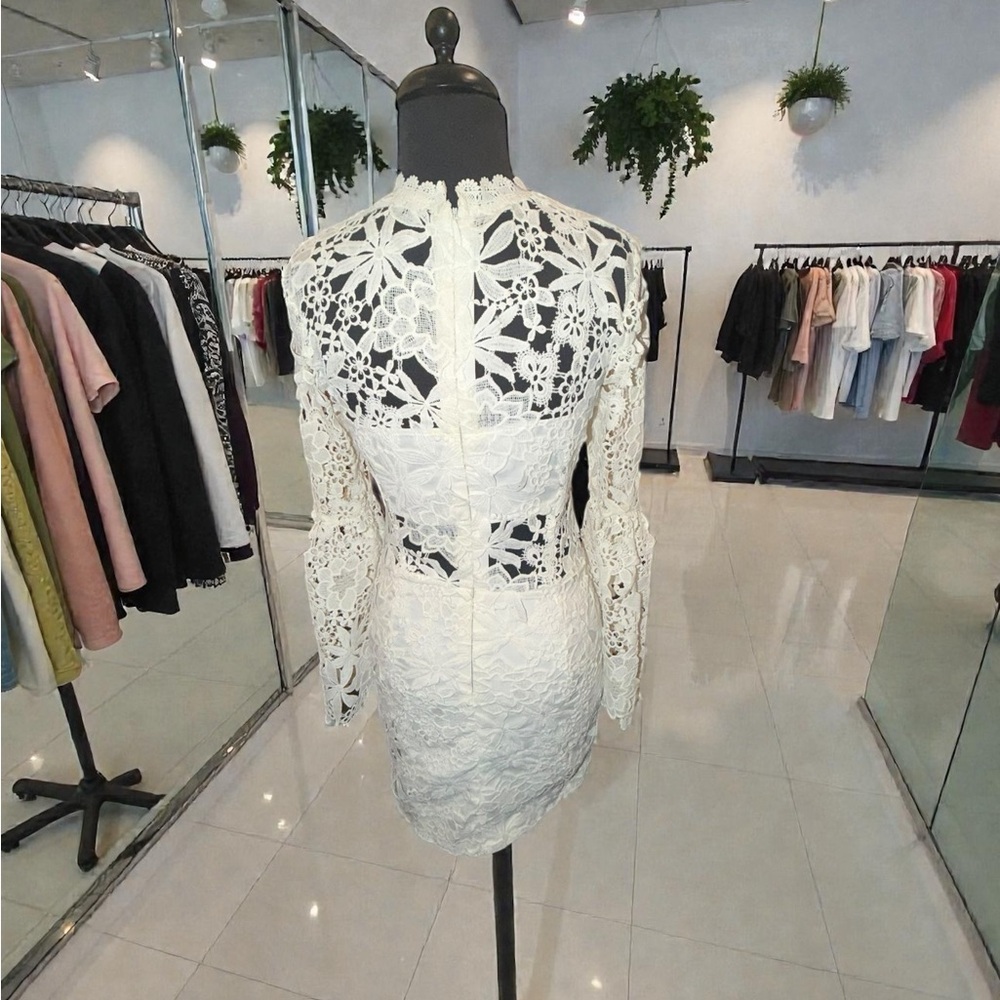Endless Rose White Floral Lace Dress